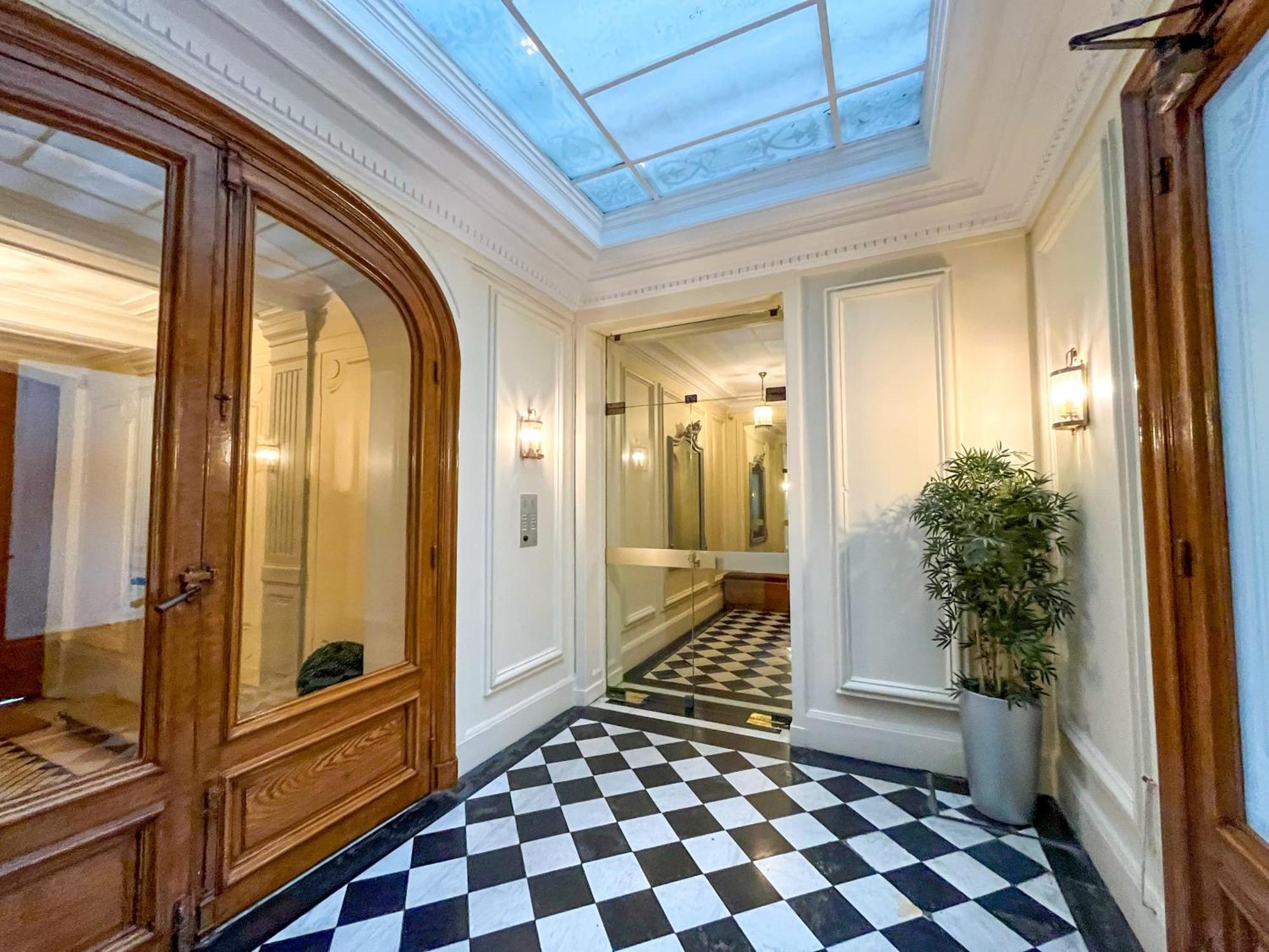 112 - Urban Atelier Saint Michel Apartment Paris Ngoại thất bức ảnh