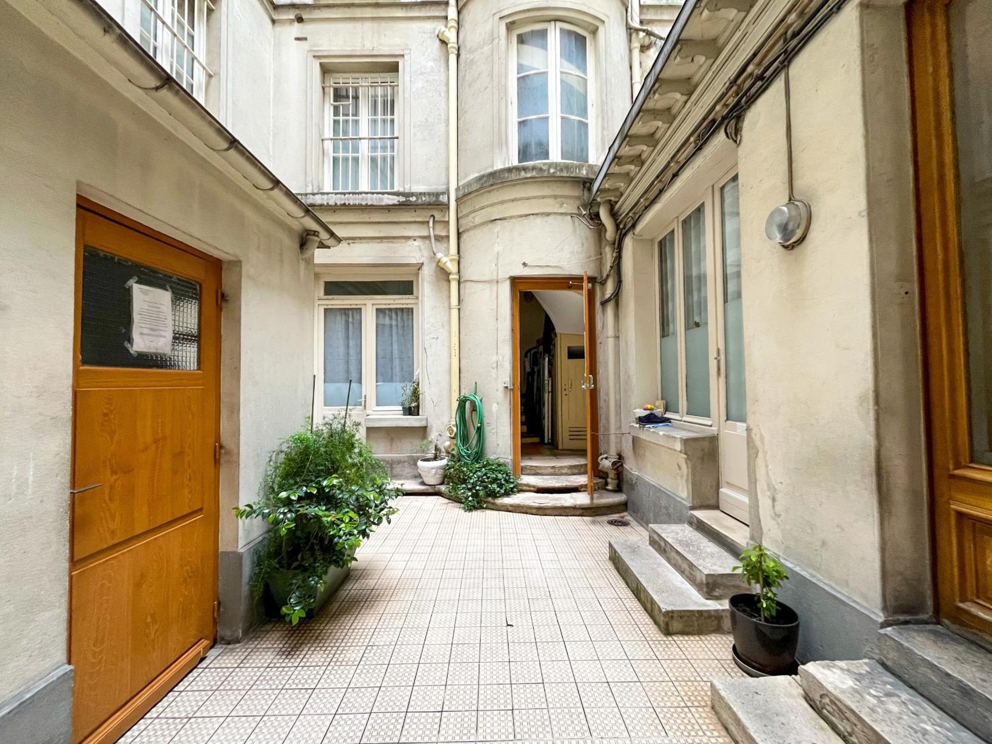 112 - Urban Atelier Saint Michel Apartment Paris Ngoại thất bức ảnh